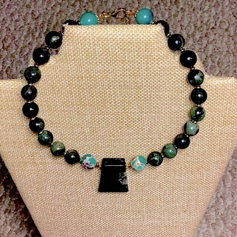 Jasper Iolate  Beads Pendant Choker Necklace